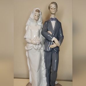 Porcelain Wedding Couple Figurine